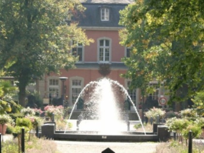 Photo: Schloss Wickrath