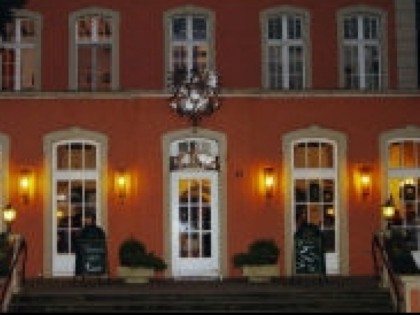 Photo: Schloss Wickrath